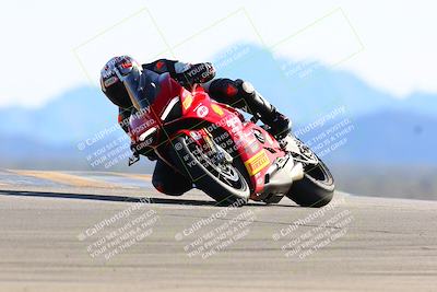 media/Jan-08-2022-SoCal Trackdays (Sat) [[1ec2777125]]/Turn 9 (125pm)/